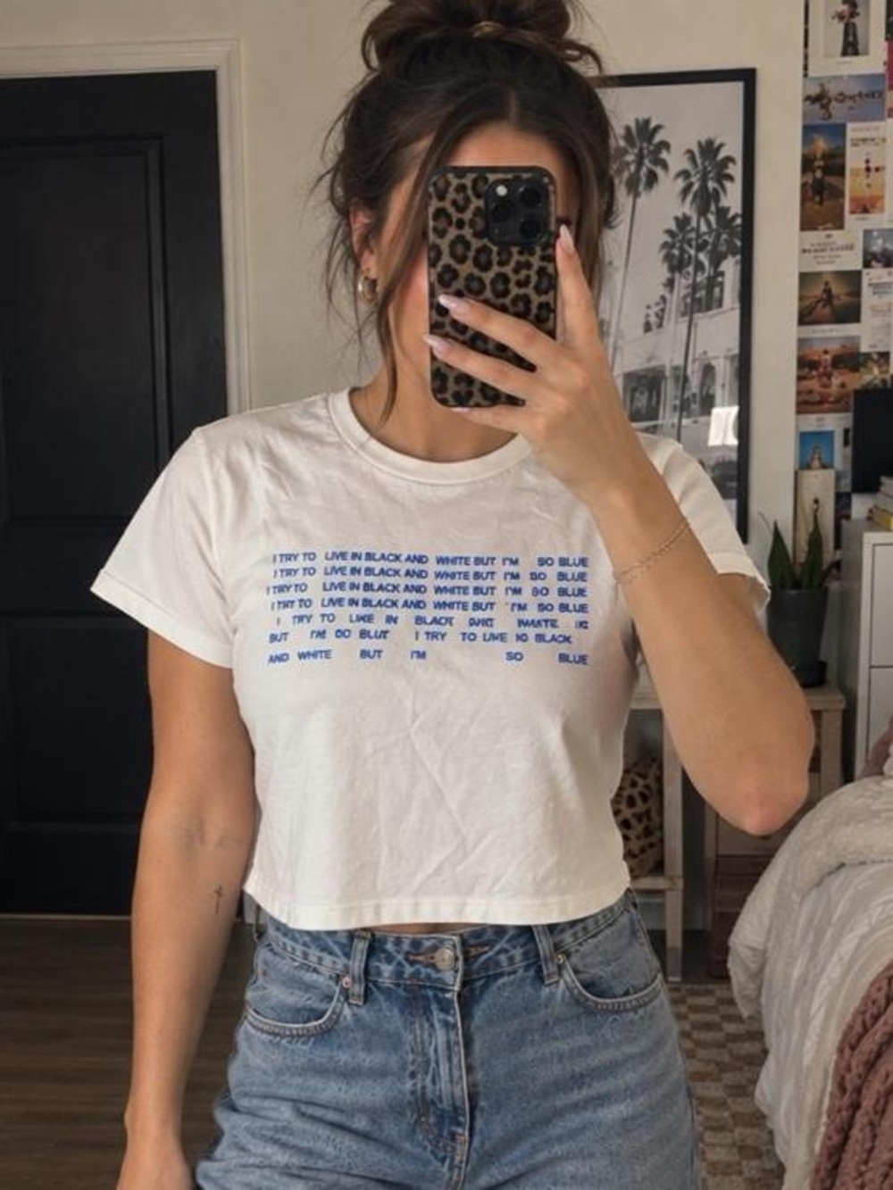 Billie Eilish UO Exclusive I’m So Blue Baby Tee White Blue Size L